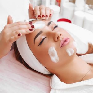 Diploma in Beauty Therapy - Level 2